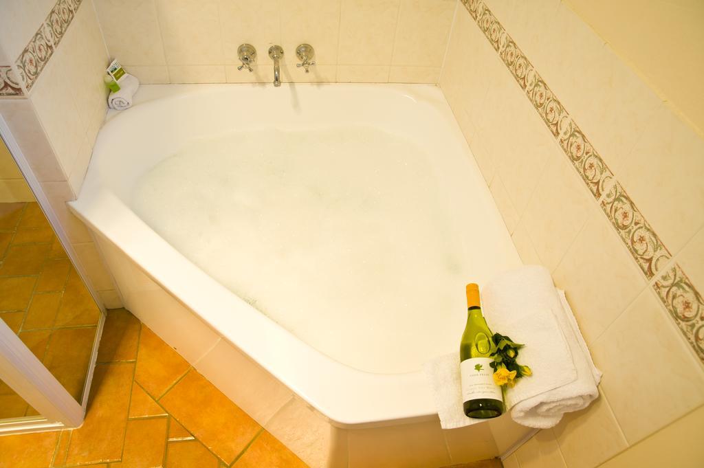 Starlight Motor Inn Рома Екстер'єр фото
