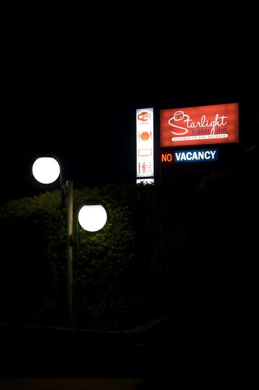 Starlight Motor Inn Рома Екстер'єр фото